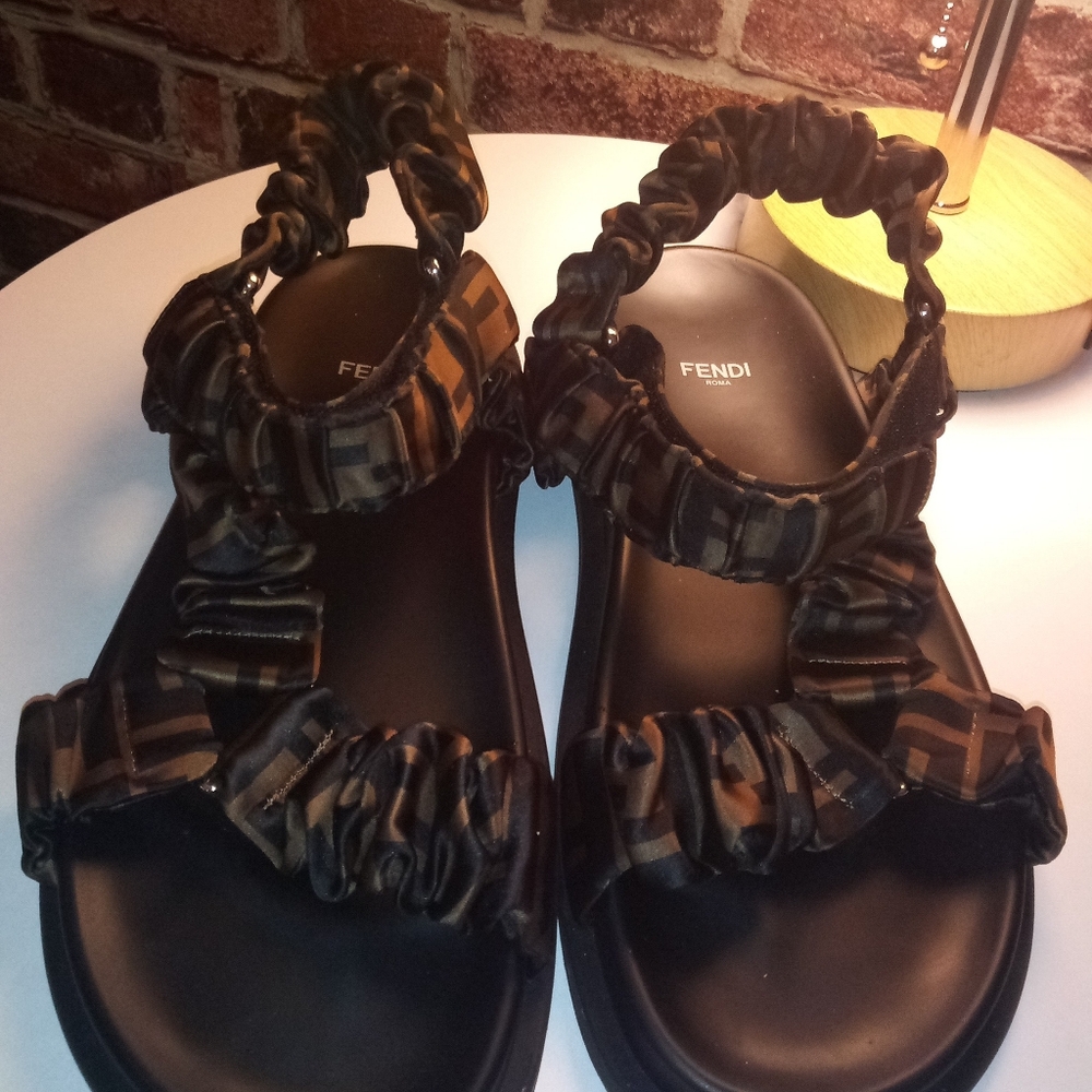 Fendi FF Monogram Sandals (Tabacco Nero) Satin Ruched Black and Brown